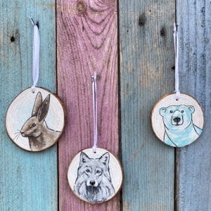 Lot de 3 boule de Noël en Bois peinte à la main : lièvre, loup, ours